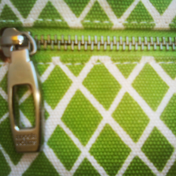 Angela Adam's lime green small cotton canvas with leather trim crossbody bag - Picture 5 of 6